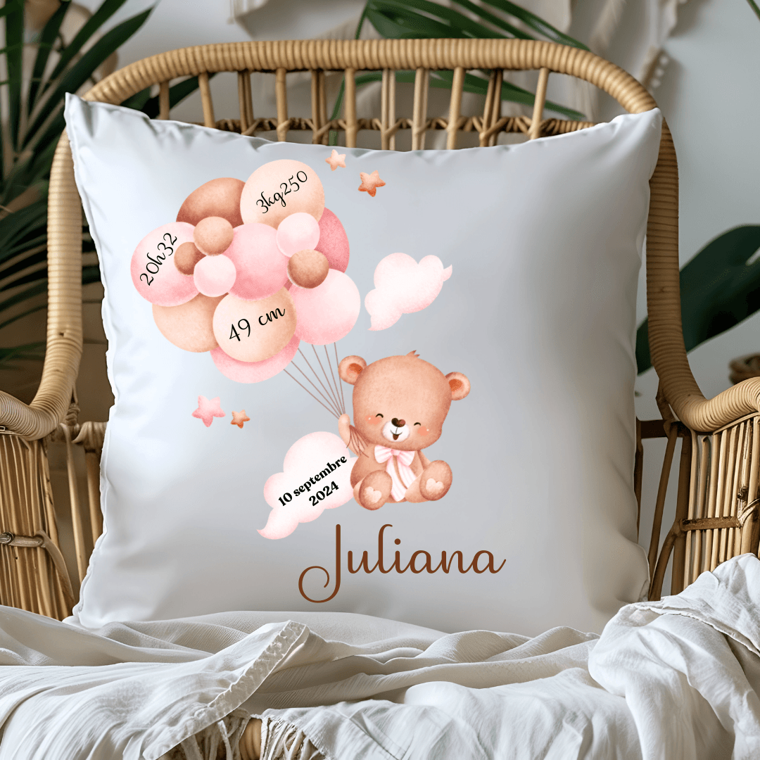 cadeaux de naissance pour une bébé fille , coussin personnalisés 